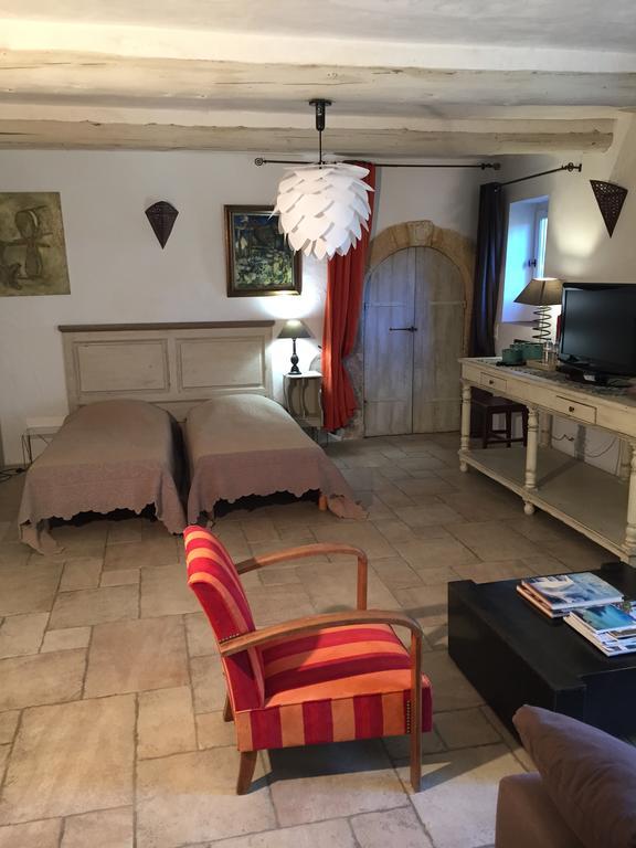 La Louviere Des Bruyeres Bed & Breakfast Robion en Luberon ภายนอก รูปภาพ
